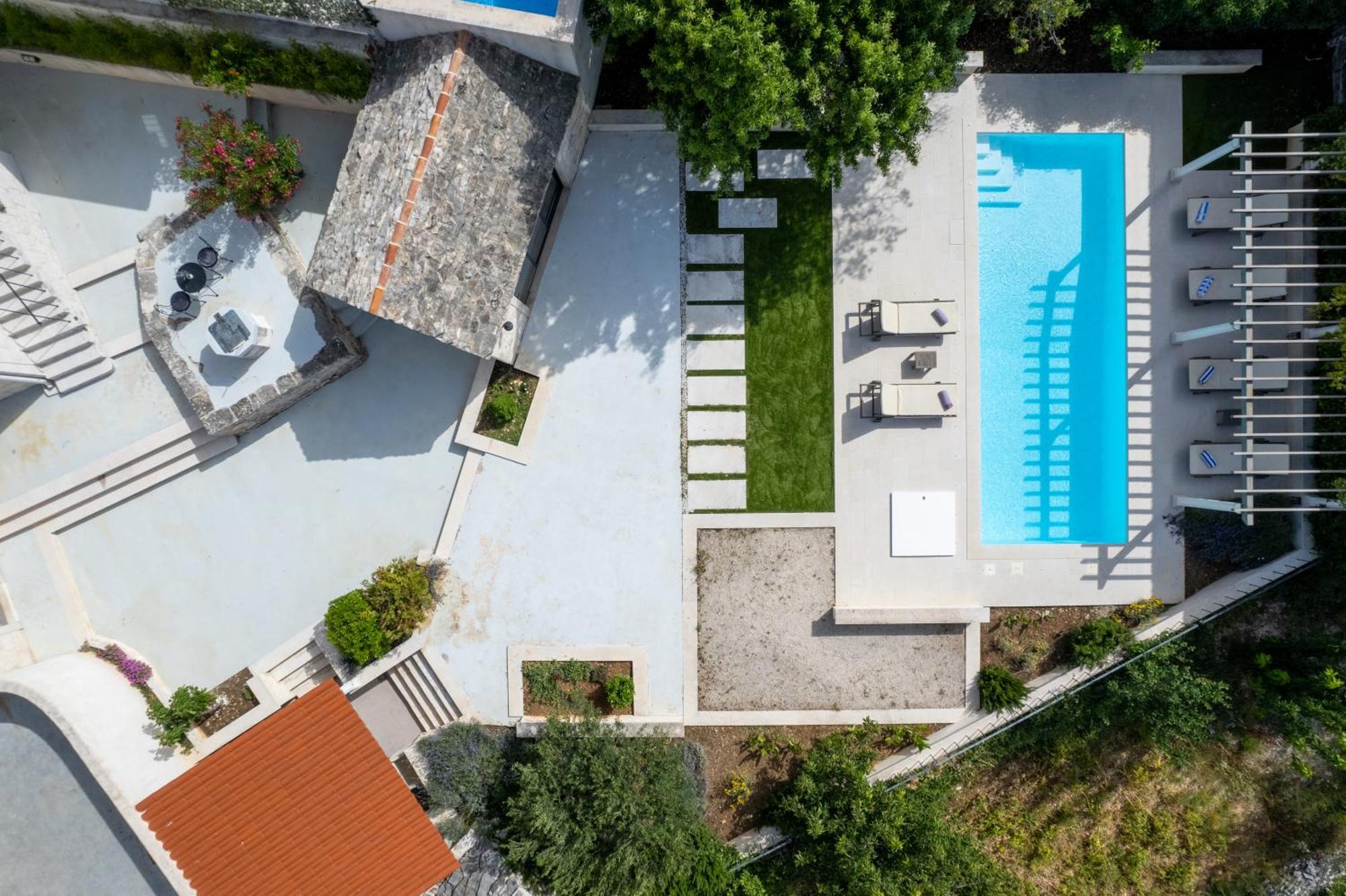 Villa Komelo Škrip Exterior foto