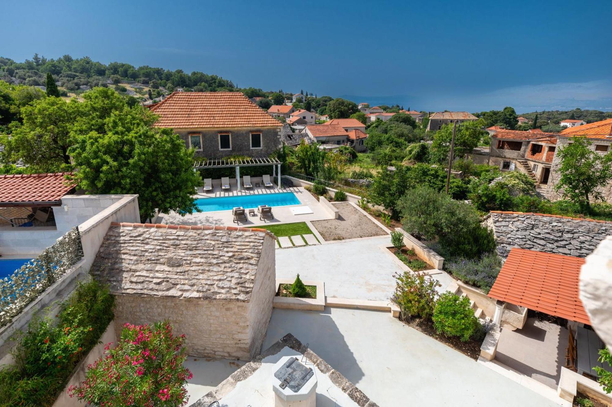 Villa Komelo Škrip Exterior foto